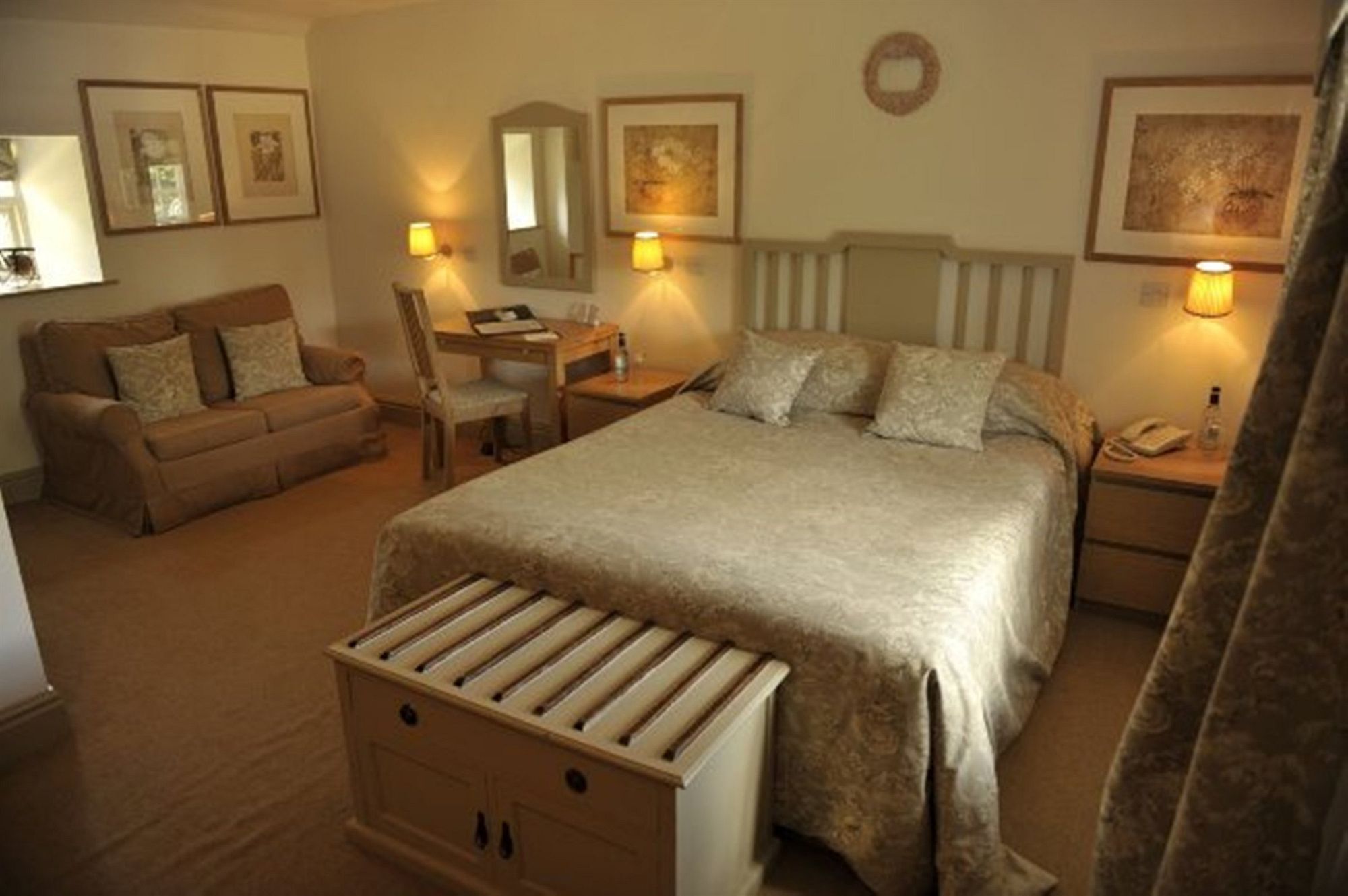 Barnsdale Lodge Hotel And Restaurant โอ๊กคัม ภายนอก รูปภาพ