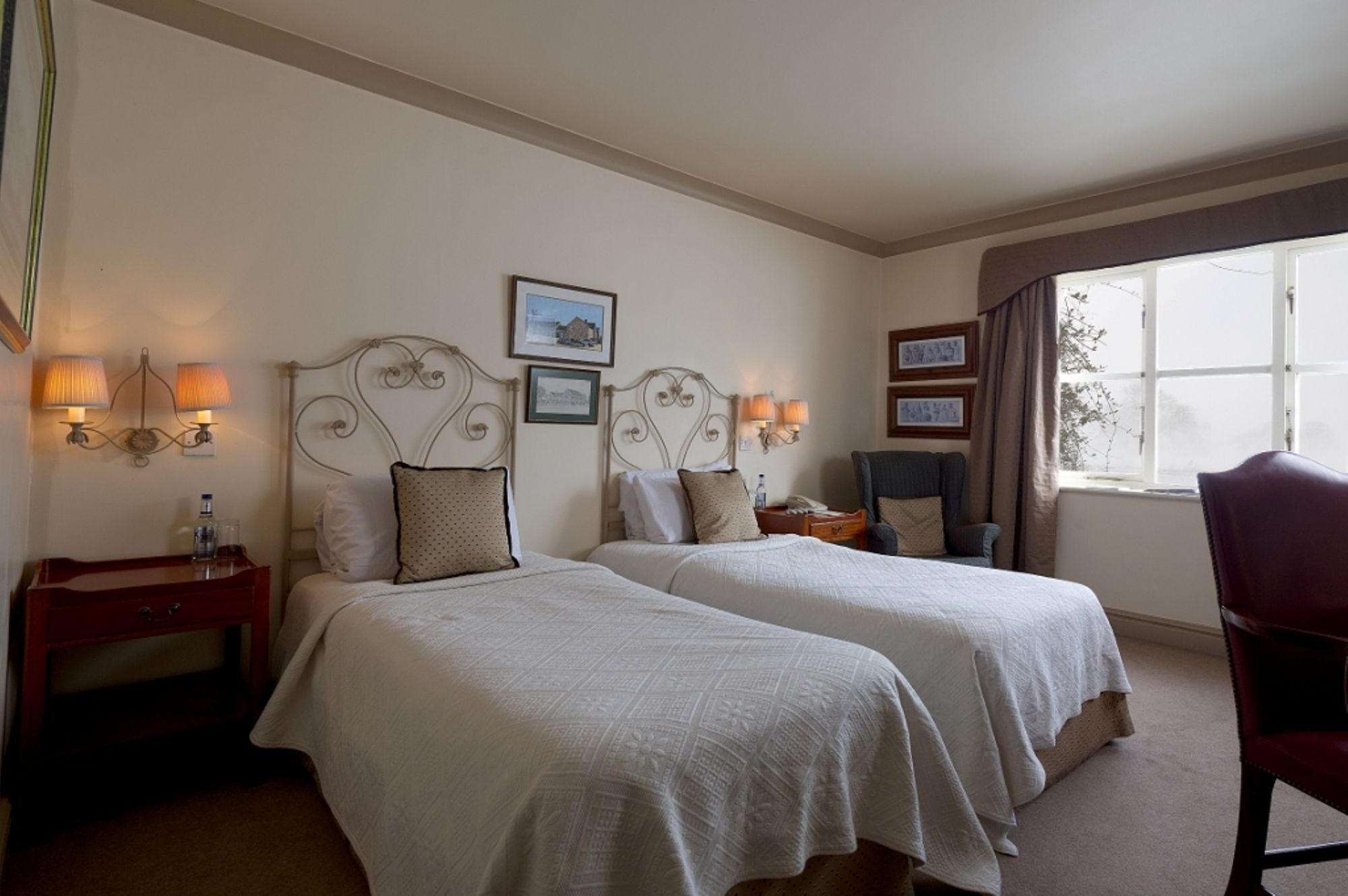Barnsdale Lodge Hotel And Restaurant โอ๊กคัม ภายนอก รูปภาพ